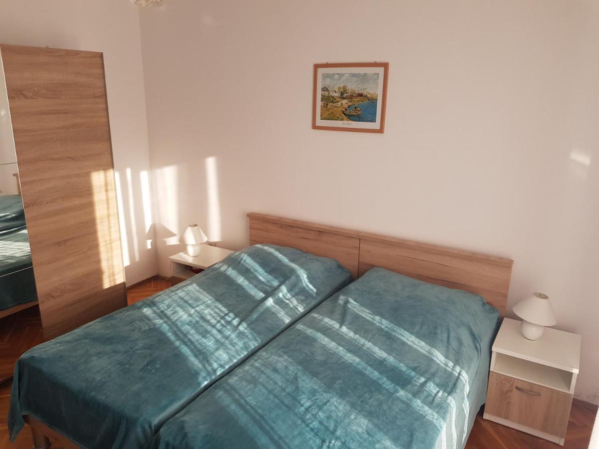 Apartmani Katica Novalja Exterior photo