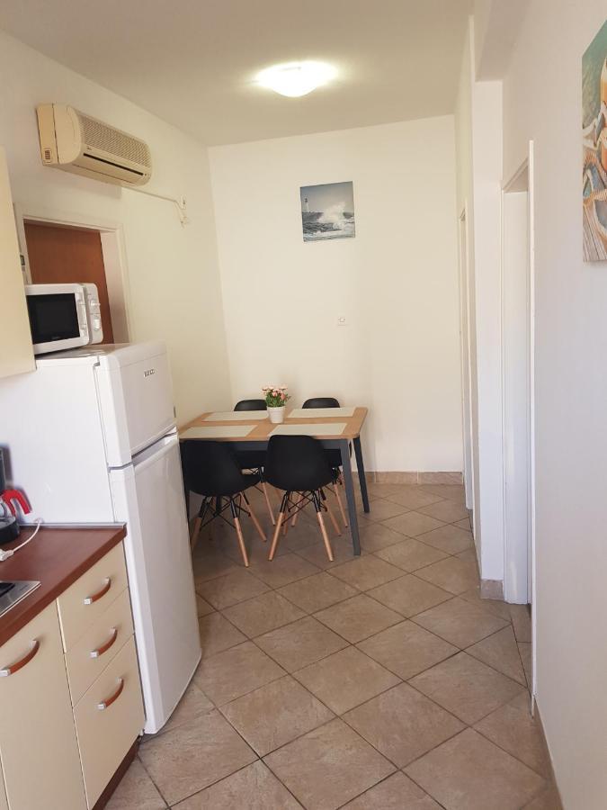 Apartmani Katica Novalja Exterior photo